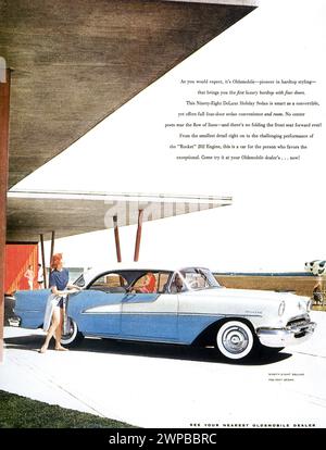 Annuncio a mezzo Stampa Oldsmobile Ninety-eight Deluxe Holiday Sedan 1955 Foto Stock