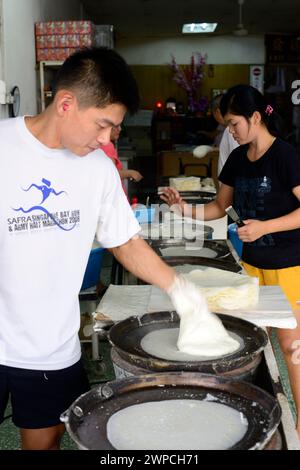 Fabbrica Kway Guan Huat Popiah Skin (crepa sottile simile alla carta) a Singapore. Foto Stock