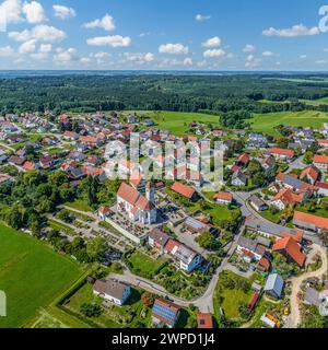 Vista del Markt Wald nella regione del Danubio-Iller nel Parco naturale delle foreste occidentali nella Svevia Bavarese Foto Stock