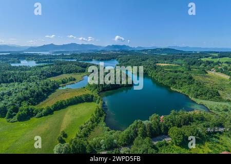 Vista del quartiere dei laghi Eggstätt-Hemhofer nell'alta Baviera Foto Stock