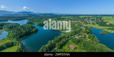 Vista del quartiere dei laghi Eggstätt-Hemhofer nell'alta Baviera Foto Stock