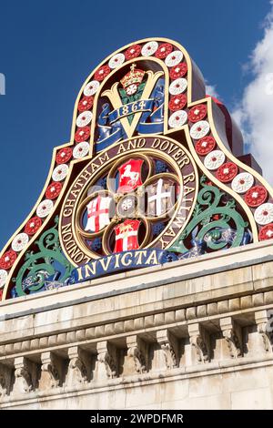 Regno Unito, Londra, dettaglio sul ponte Blackfriars Road sul Tamigi. Foto Stock