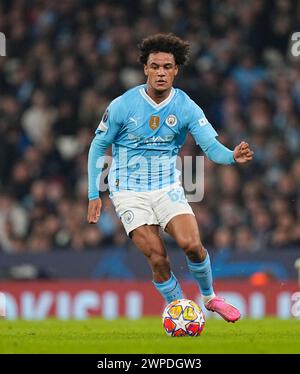 Etihad Stadium, Manchester, Regno Unito. 6 marzo 2024. Oscar Bobb (Manchester City) controlla la palla durante una partita della Champions League - turno 16, Manchester City vs FC Copenhagen, all'Etihad Stadium di Manchester, Inghilterra. Kim Price/CSM/Alamy Live News Foto Stock