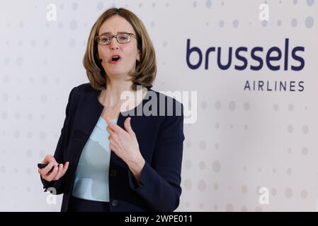 Diegem, Belgio. 7 marzo 2024. Dorothea von Boxberg, CEO di Brussels Airlines, nella foto, durante una riunione stampa della compagnia aerea Brussels Airlines per presentare i risultati del 2023, giovedì 07 marzo 2024 a Diegem. BELGA PHOTO BENOIT DOPPAGNE credito: Belga News Agency/Alamy Live News Foto Stock