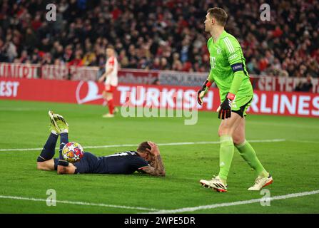 Ciro immobile della Lazio Rom Manuel Neuer del Bayern Muenchen MONACO DI BAVIERA, GERMANIA - 05 MARZO: UEFA Champions League 2023/24 turno di 16 andata tra FC Bayern MŸnchen e SS Lazio all'Allianz Arena il 05 marzo 2024 a Monaco © diebilderwelt / Alamy Stock Foto Stock