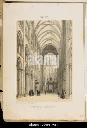 Vista interna della Cattedrale di Rouen con soffitti a volta, colonne, vetrate colorate e navata centrale, dal 1876 al 1877. Foto Stock