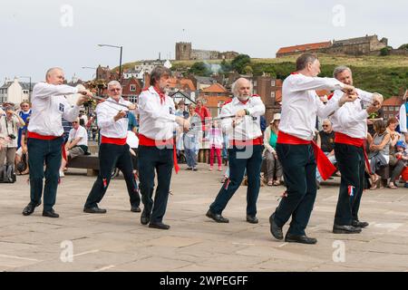 Le spade Southport alla Whitby Folk Week Foto Stock