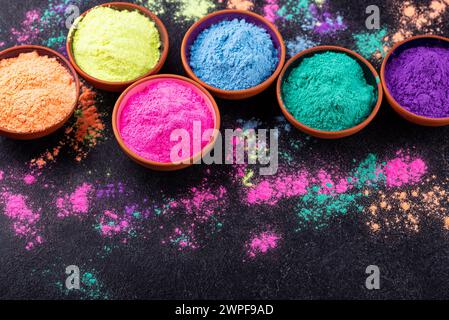 Colori Gulal per il festival indiano Holi Foto Stock