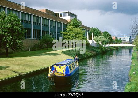 Ex edificio di Cincinnati Works (ora in gran parte demolito) accanto al Birmingham & Fazeley Canal a Tyburn nel 1979, Birmingham, West Midlands Foto Stock