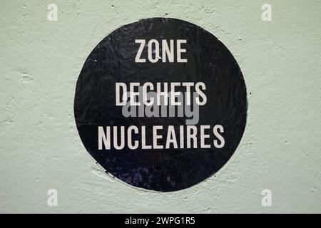 La Hague, Francia. 7 marzo 2024. Orano strumenti di manipolazione dei rifiuti nucleari, a Orano la Hague, un impianto di ritrattamento di combustibile nucleare, a la Hague, nel nord-ovest della Francia, il 7 marzo 2024. Foto di Raphael Lafargue/ABACAPRESS.COM credito: Abaca Press/Alamy Live News Foto Stock