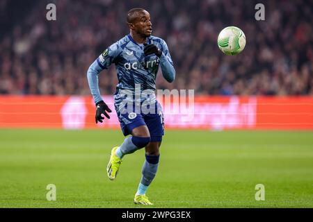 Amsterdam, Paesi Bassi. 7 marzo 2024. AMSTERDAM, PAESI BASSI - 7 MARZO: Moussa Diaby dell'Aston Villa FC corre con la palla durante la partita di play-off della UEFA Europa Conference League tra AFC Ajax e Aston Villa FC alla Johan Cruijff Arena il 7 marzo 2024 ad Amsterdam, Paesi Bassi. (Foto di Peter Lous/Orange Pictures) credito: Orange Pics BV/Alamy Live News Foto Stock