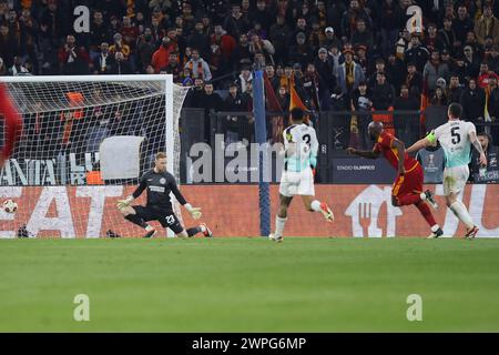 Roma, Italie. 7 marzo 2024. Romelu Lukaku della Roma segna 2-0 gol durante la UEFA Europa League, turno 16, partita di calcio 1° tappa tra AS Roma e Brighton & Hove Albion FC il 7 marzo 2024 allo Stadio Olimpico di Roma, Italia - Photo Federico Proietti/DPPI Credit: DPPI Media/Alamy Live News Foto Stock