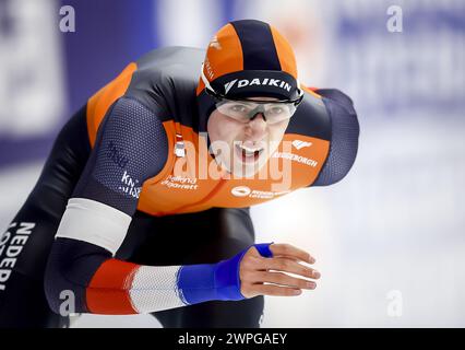 INZELL - Jenning De Boo (NED) durante i 500 metri maschili ai Campionati mondiali di pattinaggio di velocità nella Max Aicher Arena di Inzell, Germania. ANP VINCENT JANNINK Foto Stock