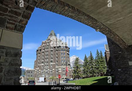 Vista laterale del Fairmont Banff Springs, Canada Foto Stock