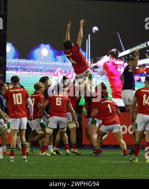 Cardiff, Regno Unito. 7 marzo 2024. Una vista generale di una linea. Partita del campionato U20 sei Nazioni 2024, Galles U20 contro Francia U20 al Cardiff Arms Park di Cardiff giovedì 7 marzo 2024. foto di Andrew Orchard/Andrew Orchard Sports Photography/ Alamy Live News Credit: Andrew Orchard Sports Photography/Alamy Live News Foto Stock