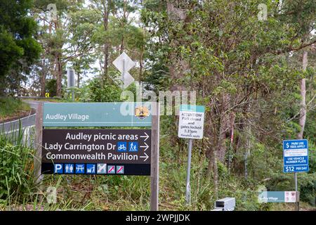 Audley Village nel Royal National Park, cartello per Lady Warrington Drive e aree picnic, Sydney, NSW, Australia, 2024 Foto Stock