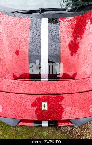 Ferrari al Concours of Elegance 2023, Hampton Court Palace, Londra Foto Stock