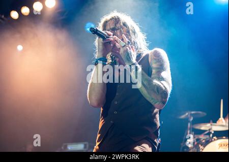 28 ottobre 2023: Jay Buchanan - Rival Sons suonano un concerto a Milano Foto Stock