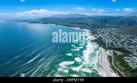 Aerial of Hermanus, Western Cape Province, Sudafrica, Africa Copyright: MichaelxRunkel 1184-9992 Foto Stock