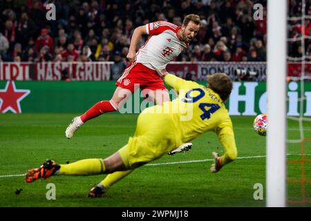 Monaco, Germania. 5 marzo 2024. Harry Kane del Bayern Munchen segna un gol durante il turno di UEFA Champions League del 16 contro il Bayern Monaco e il SS Lazio. Crediti: Nicolò campo/Alamy Live News Foto Stock