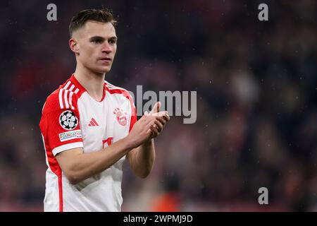 Monaco, Germania. 5 marzo 2024. Joshua Kimmich dell'FC Bayern Munchen gesta al termine del turno di UEFA Champions League di 16 partite di andata e ritorno tra l'FC Bayern Monaco e il SS Lazio. Crediti: Nicolò campo/Alamy Live News Foto Stock