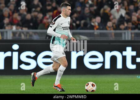 Roma, Lazio. 7 marzo 2024. Pascal Gross of Brighton & Hove Albion durante la partita di UEFA Europa League tra Roma e Brighton & Hove Albion allo stadio Olimpico di Roma, Italia, 7 marzo 2024. Credito AllShotLive: SIPA USA/Alamy Live News Foto Stock