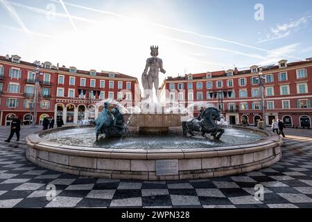 Fontaine du Soleil a Nizza, Nizza in inverno, Francia meridionale, Costa Azzurra, Francia, Europa Foto Stock