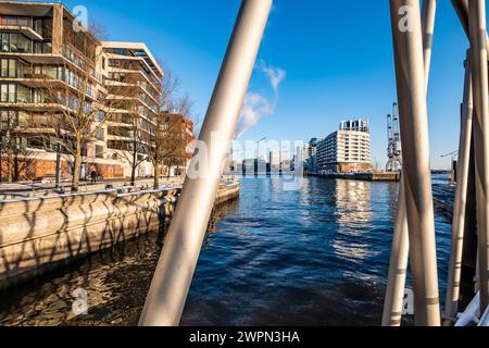 Case a Grasbrookhafen nella HafenCity di Amburgo, impressioni invernali, Germania del Nord, Germania Foto Stock