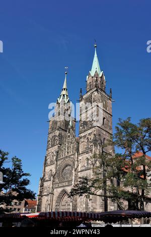 Germania, Baviera, Franconia media, Norimberga, città vecchia, Chiesa di S.. Lawrence, Towers Foto Stock