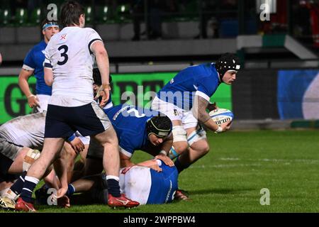 Treviso, Italia. 8 marzo 2024. Attack of Italy U20 - Italy vs Scotland durante U20 sei Nazioni - Italy vs Scotland, Rugby Six Nations match a Treviso, Italia, 08 marzo 2024 Credit: Independent Photo Agency/Alamy Live News Foto Stock