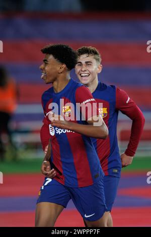 Barcellona, Spagna. 8 marzo 2024. Lamine Yamal festeggia dopo aver segnato un gol durante la partita LaLiga EA Sports tra FC Barcelona e RCD Mallorca Foto Stock