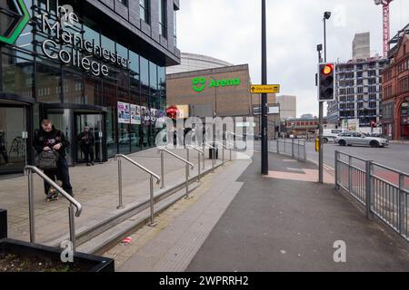 AO Arena e Manchester College Bury nuova strada manchester. Greater Manchester Picture Garyroberts Foto Stock