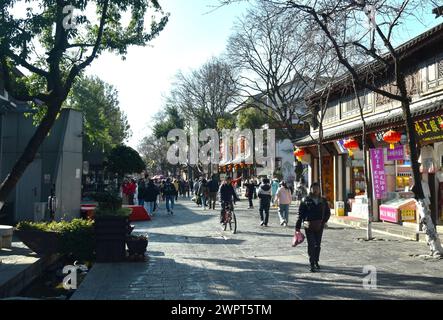 Dali China 3 marzo 2024: Viaggi turistici e shopping nell'antica città di Dali Foto Stock