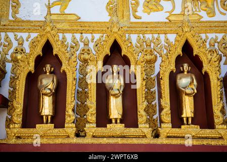 Dettagli al Tempio Wat Phra That Nong Bua nel centro della citta' di Udon Ratchathani e alla Provincia di Ubon Ratchathani in Tailandia. Thailandia, Ubon Ratchathani Foto Stock