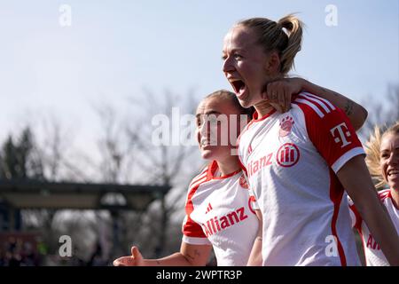 Francoforte, Germania. 9 marzo 2024. Francoforte, Germania, 9 marzo 2024: Lea Schueller ( 11 Bayern ) Georgia Stanway ( 31 Bayern ) durante la partita di calcio Google Pixel Frauen-Bundesliga tra Eintracht Frankfurt e FC Bayern München allo Stadion am Brentanobad di Francoforte, Germania. (Julia Kneissl/SPP) credito: SPP Sport Press Photo. /Alamy Live News Foto Stock