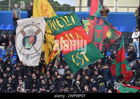 Pisa, Italia. 9 marzo 2024. Tifosi di Ternana durante il Pisa SC vs Ternana calcio, partita di serie B a Pisa, Italia, 9 marzo 2024 crediti: Agenzia fotografica indipendente/Alamy Live News Foto Stock