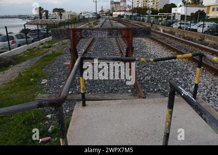 Pièce en métal du chemin de fer, Faro, Portogallo Foto Stock