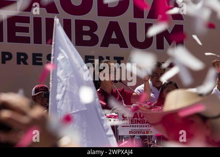 Morelia, Messico. 9 marzo 2024. Dra. Claudia Sheinbaum durante il suo discorso allo stadio Morelos, dove centinaia di tifosi si sono riuniti per ascoltare il suo discorso e sostenerla nella sua aspirazione alla presidenza della Repubblica. Crediti: Luis e Salgado/Alamy Live News Foto Stock