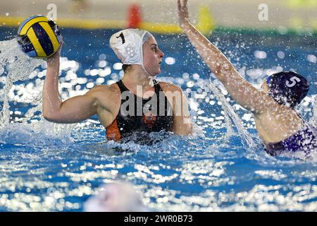 Domitilla Picozzi (SIS Roma) durante SIS Roma vs Ekipe Orizzonte, partita di pallanuoto di Champions League femminile a Roma, Italia, 9 marzo 2024 Foto Stock