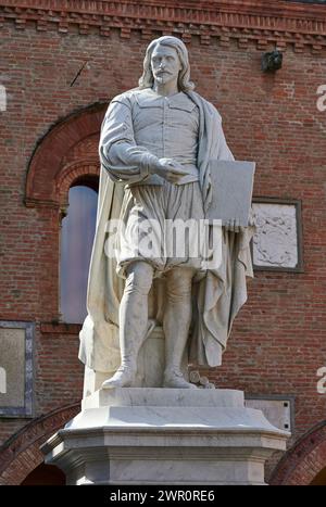 Giovanni Francesco Barbieri detto il Guercino - marmo- Stefano Galletti - 1862 - cento (Fe) piazza del Guercino Foto Stock