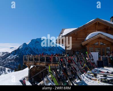 Ristorante di montagna, Montgenevre, Alpi francesi Foto Stock