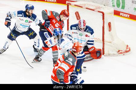 Schwenninger Wild Wings - roster di Iserlohn, Helios Arena, Penny DEL, 32. Spieltag Hauptrunde: Torwart #92 Andreas Jenike (Iserlohn) lässt einen Abpral Foto Stock