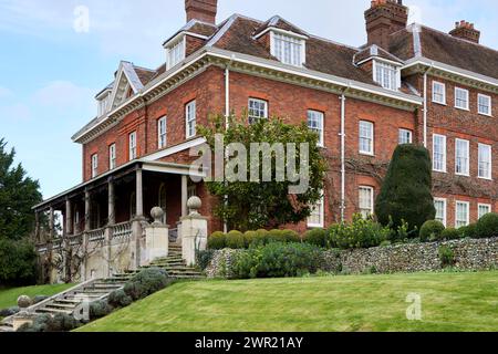 Residenza storica Benington Lordship nell'Hertfordshire vista dal giardino. Foto Stock