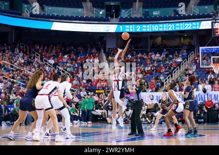 Greensboro, North Carolina, Stati Uniti. 10 marzo 2024. North Carolina State e Notre Dame partecipano al campionato di pallacanestro femminile ACC 2024. (Credit Image: © Josh Brown/ZUMA Press Wire) SOLO PER USO EDITORIALE! Non per USO commerciale! Foto Stock