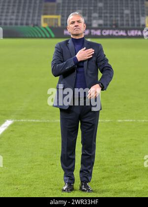 BRUXELLES - l'allenatore del Fenerbahce SK Ismail Kartal durante la gara di UEFA Europa League dei 16 incontri tra R. Union Sint Gillis e Fenerbahce SK allo stadio lotto Park il 7 marzo 2024 a Bruxelles, Belgio. ANP | Hollandse Hoogte | GERRIT VAN COLOGNE Foto Stock