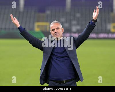 BRUXELLES - l'allenatore del Fenerbahce SK Ismail Kartal durante la gara di UEFA Europa League dei 16 incontri tra R. Union Sint Gillis e Fenerbahce SK allo stadio lotto Park il 7 marzo 2024 a Bruxelles, Belgio. ANP | Hollandse Hoogte | GERRIT VAN COLOGNE Foto Stock