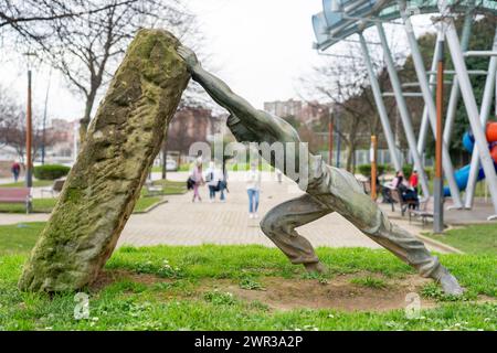 Monumento in onore dell'ingegnere Evaristo de Churruca y Burnet. Immagine catturata a Portugalete. 13-3-2024 Foto Stock