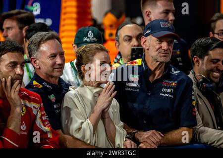 Jeddah, Arabia Saudita, 10 marzo 2024, Geri Halliwell e Christian Horner, il principio del Team della Red Bull Racing che parteciperà al giorno della gara, round 2 del campionato di Formula 1 2024. Crediti: Michael Potts/Alamy Live News Foto Stock