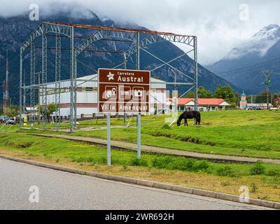 Village Villa Amengual sulla strada Carretera Austral, Patagonia, Cile Foto Stock