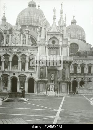 Pellicola negativa con ripresa di Venezia, anonima, Venezia, c. 1907 - c. 1935, altezza c. 90 mm x larghezza c. 120 mm, fotografia Foto Stock